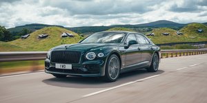 Bentley Flying Spur Hybrid