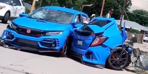 Honda Civic Type R crash