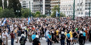 Άδωνις Γεωργιάδης Συγκέντρωση κατά των εμβολίων στο Σύνταγμα