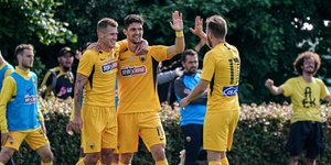 Οι παίκτες της ΑΕΚ πανηγυρίζουν