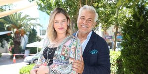 Ανίτα Μπραντ και Χάρης Χριστόπουλος