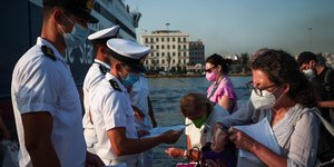 Σαρωτικοί έλεγχοι του Λιμενικού στους αδειούχους του Αυγούστου