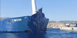 Με «τσαλακωμένη» πλώρη το πλοίο «T-MOON»