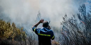φωτιά πυροσβέστης