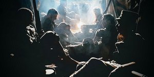 Η νέα δραματοποιημένη σειρά της COSMOTE TV για τη ζωή και το έργο κορυφαίων λογοτεχνών της γενιάς του ‘30