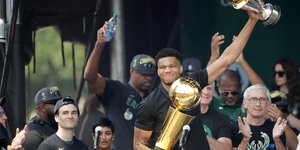 Γιάννης Αντετοκούνμπο