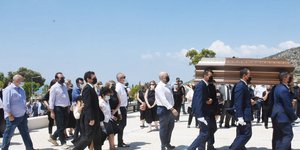 Θλίψη στην κηδεία του Βασίλη Τοκάκη