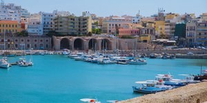 το λιμάνι του Ηρακλείου στην Κρήτη