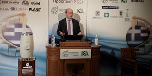 O υπουργός Εργασίας και Κοινωνικών Υποθέσεων, Κωστής Χατζηδάκης