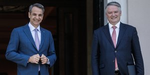 Κυριάκος Μητσοτάκης και γγ του ΟΟΣΑ