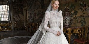 Η λαίδη Κίτι Σπένσερ με παραμυθένιο νυφικό Dolce & Gabbana