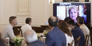 Από την τηλεδιάσκεψη με την επίτροπο Φερέιρα