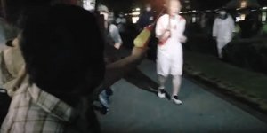 Γυναίκα έβγαλε νεροπίστολο και «επιτέθηκε» στην Ολυμπιακή Φλόγα