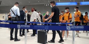 Ομάδα Γαλατασαράι στο αεροδρόμιο Ελευθέριος Βενιζέλος