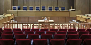 ποινικός κώδικας δικαστήριο