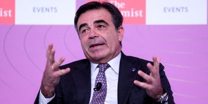 Ο Μαργαρίτης Σχοινάς στο συνέδριο του Economist