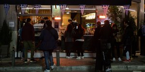 Take away στην Αθήνα βράδυ