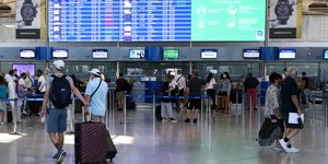 αεροδρομιο ταξιδιωτες