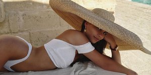 γυναίκα με μαγιό