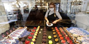 παστες ζαχαροπλαστειο 