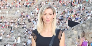 Η Ζέτα Δούκα με μαύρο φόρεμα