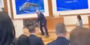 Ο πρόεδρος της Λευκορωσίας, Αλεξάντερ Λουκασένκο έδειχνε να παραπαίει μετά το ετήσιο διάγγελμά του 