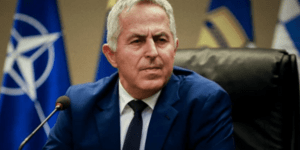 Ο νέος υπουργός Πολιτικής Προστασίας Ευάγγελος Αποστολάκης