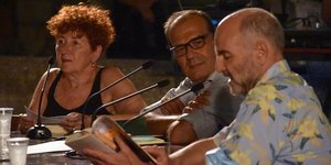 Aπό την παρουσίαση του βιβλίου του Νίκου Μπακουνάκη