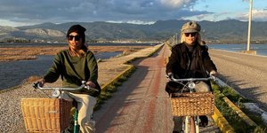 Μαρία Μπακοδήμου: Οι παπαρατσίστικες φωτό με μαγιό και ο επικός διάλογος με την Δέσποινα Βανδή