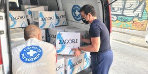 Καύσωνας: Οργανώσεις και φορείς δίπλα σε όσους βρίσκονται σε ανάγκη