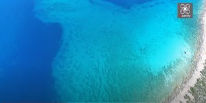 Το σημείο της Αργολίδας με το περίεργο σχήμα και με νερά που θυμίζουν Καραϊβική