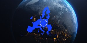 η εε στην υδρόγειο