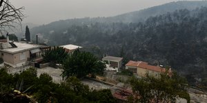 Φωτιά στη βορειοανατολική Αττική