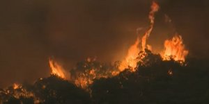 Φωτιά μαίνεται στην Ισπανία, ξεκίνησε από ένα αυτοκίνητο