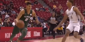 Ο Γιώργος Καλαιτζάκης στο ντεμπούτο του