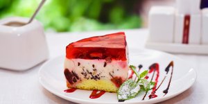 Μαμαδίστικο γλυκό ψυγείου με ζελέ