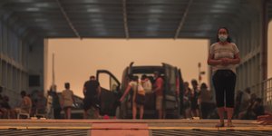 Στο λιμάνι στο Πευκί,