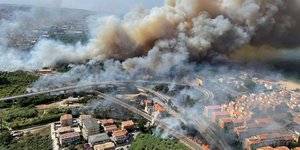 Στιγμιότυπο από τη φωτιά στην Πεσκάρα τςη Ιταλίας στις αρχές Αυγούστου