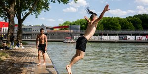 Καύσωνας στο Παρίσι, στη Γαλλία