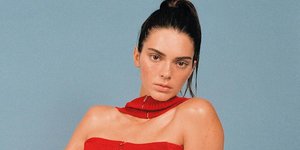 H Κένταλ Τζένερ ημίγυμνη για τον Jacquemus