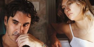 Χριστόφορος Παπακαλιάτης: Ποζάρει στους Παξούς με την Κλέλια Ανδριολάτου