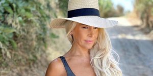 Η Μαρία Ανδρούτσου με μαγιό