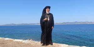 Μητροπολίτης Σύρου Δωρόθεος