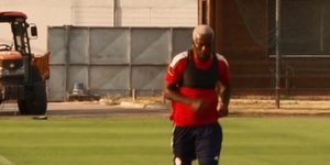 Ο Χένρι Ονιεκούρου