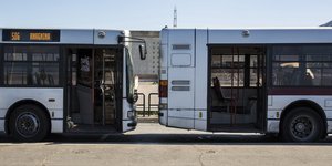 παρκαρισμένα λεωφορεία Ιταλία