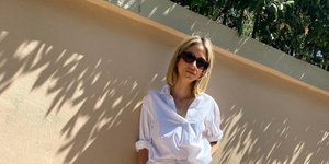 Σοφία Καρβέλα με παντελόνι