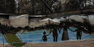 τοιχογραφία καταστραμμένη από φωτιά στην Εύβοια