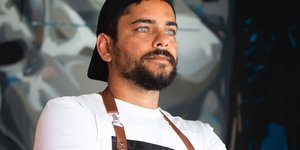 Ποιος είναι ο Τίμος Ζαχαράτος