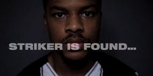 Ο Τσούμπα Άκπομ