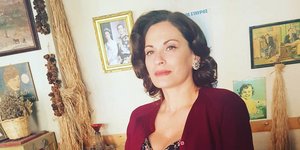 Αγριες Μέλισσες: Η Βιολέτα επέστρεψε στο καφενείο